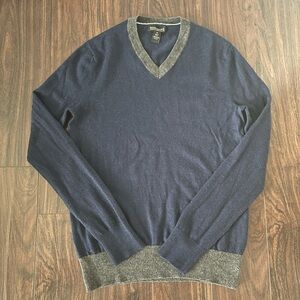 Banana Republic Navy and Gray V-Neck Merino Wool Sweater